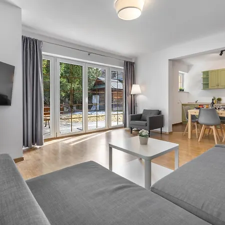 Tatraholiday - Zamoyskiego *